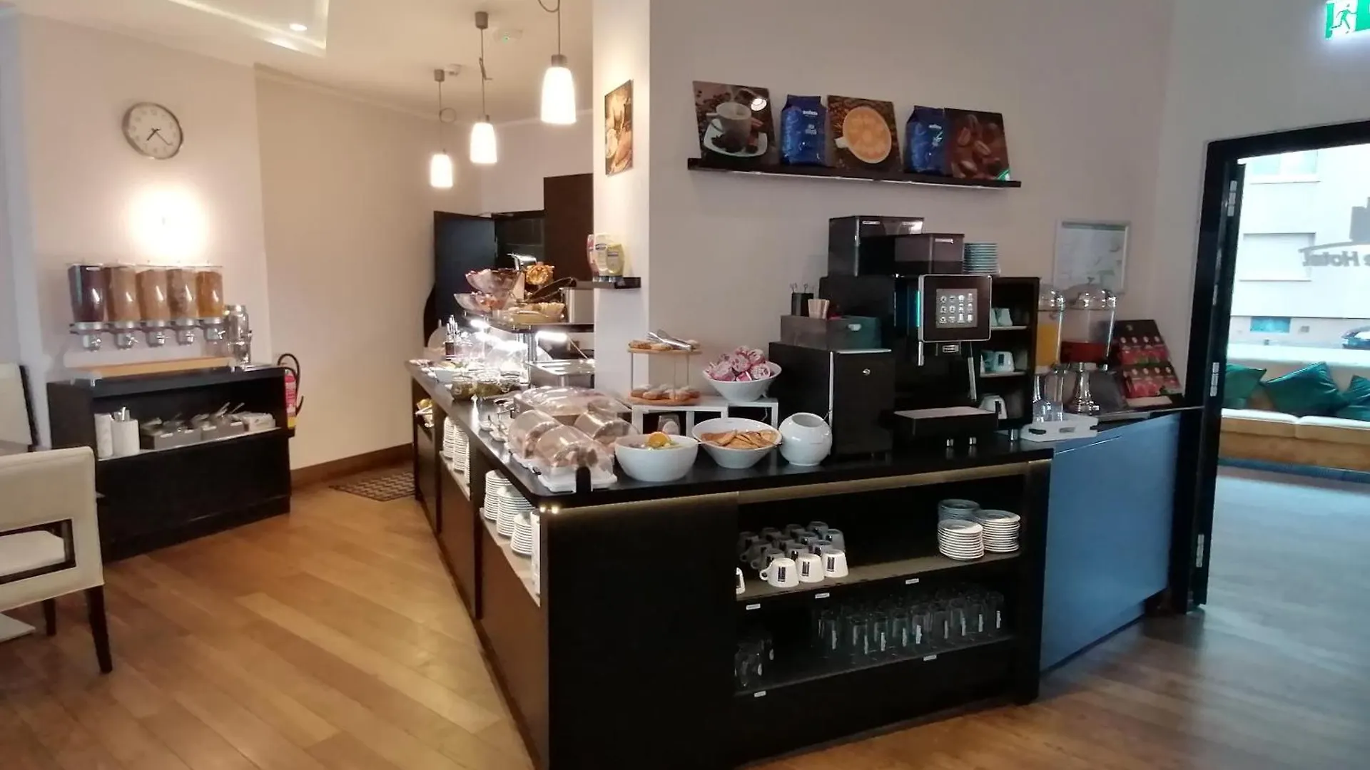 Skyline Hotel City Frankfurt Frankfurt am Main Germany